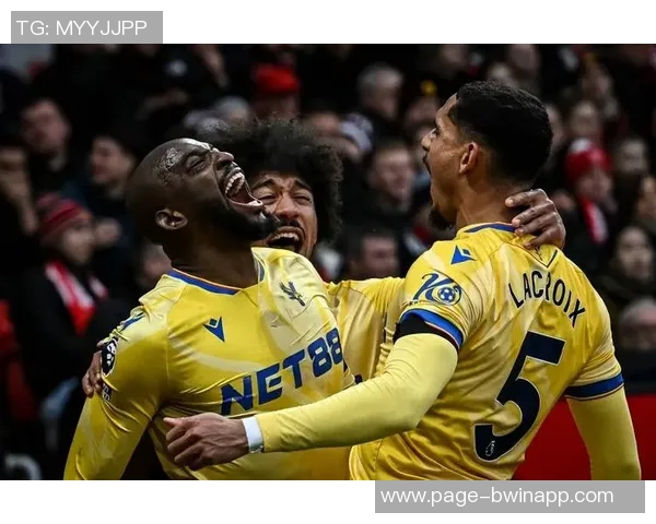 蓄发哥437天未剪发曼联胜利终止下轮誓言终结维拉九连胜 蓄发哥437天未剪发曼联胜利终止下轮誓言终结维拉九连胜