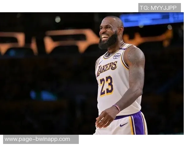 老詹回归克城的可能性引发媒体人深思或许是最后一次以球员身份亮相